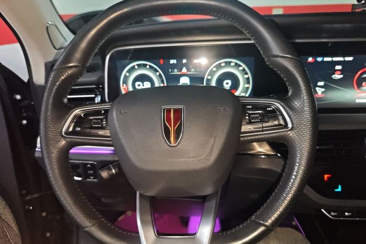 Used Hongqi HS5 2022 Facelifted Version 2.0T Smart Connect Flagship All-Wheel-Drive Edition
