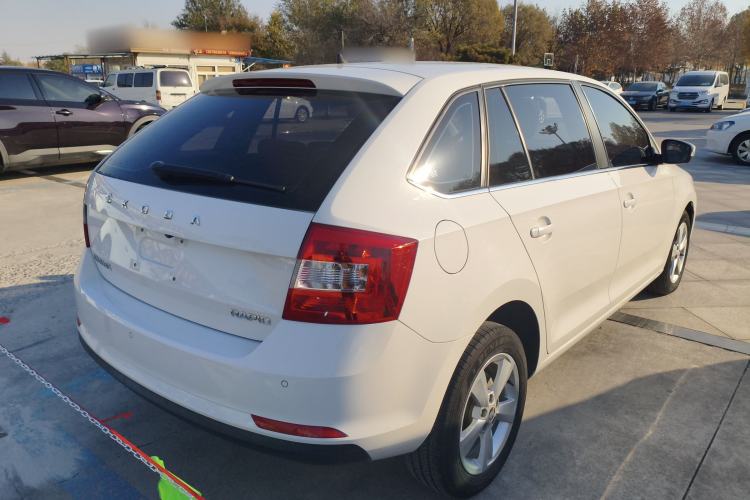 Used Skoda Rapid Spaceback 2019 1.5L Automatic Comfort Edition
