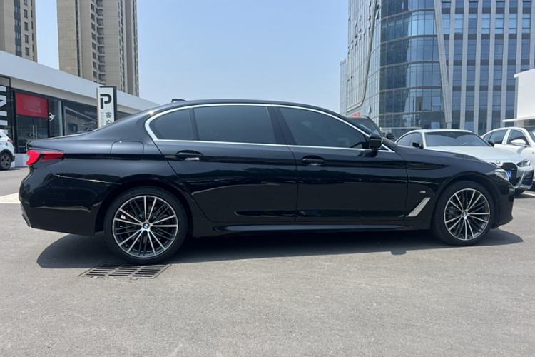 Used BMW 5 Series 2023 530Li Leading Model M Sport Package
