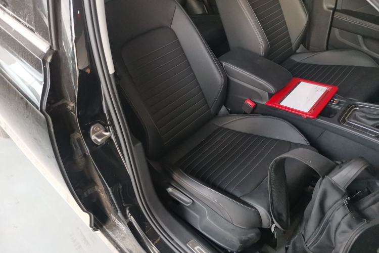 Used Volkswagen Magotan 2025 Zhongxiang Version 280TSI DSG Comfort Edition