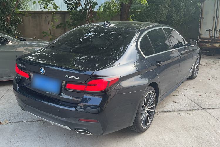Used BMW 5 Series 2022 Second Facelift 530Li Leading Edition M Sport Package
