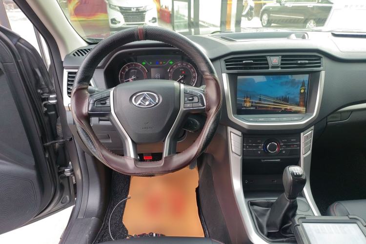 Used SAIC MAXUS T60 2017 2.4L Gasoline Manual Two-Wheel Drive High-Ride Elite Long-Body Version
