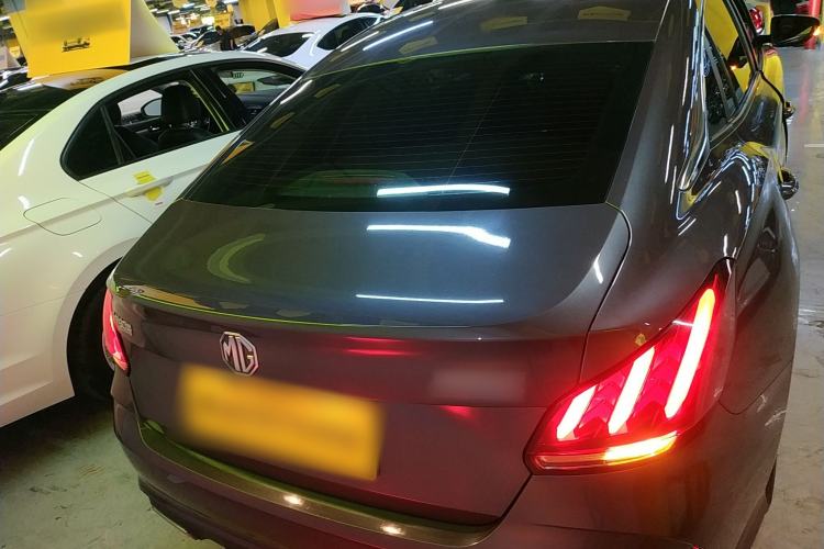 Used MG 5 2022 180 DVVT CVT Youth Luxury Edition