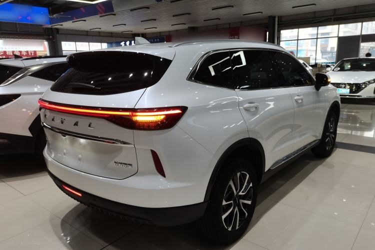 Used Haval H6 2024 1.5T Two-Wheel-Drive Classic Edition
