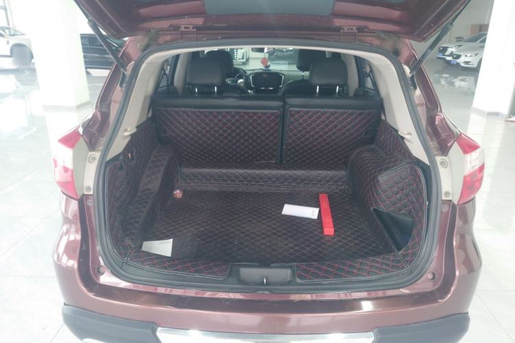 Used Venucia T70 2015 1.6L Manual Ruixing Edition
