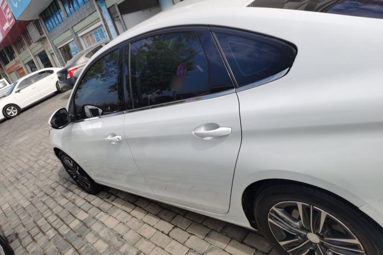 Used Peugeot 308 2016 1.6L Automatic Luxury Edition
