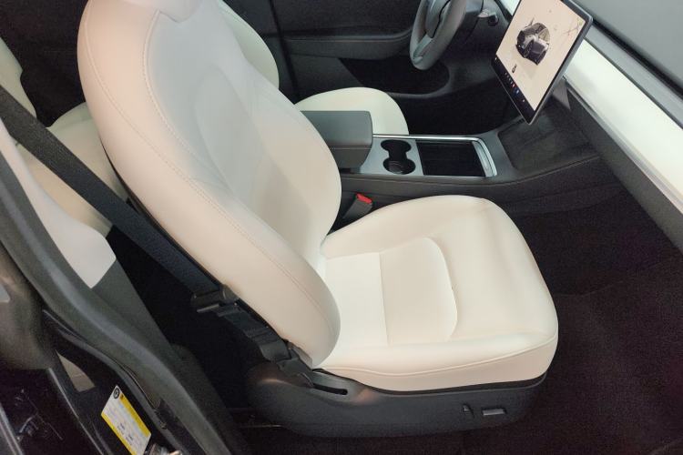 Used Tesla Model Y 2022 Rear-Wheel-Drive Version