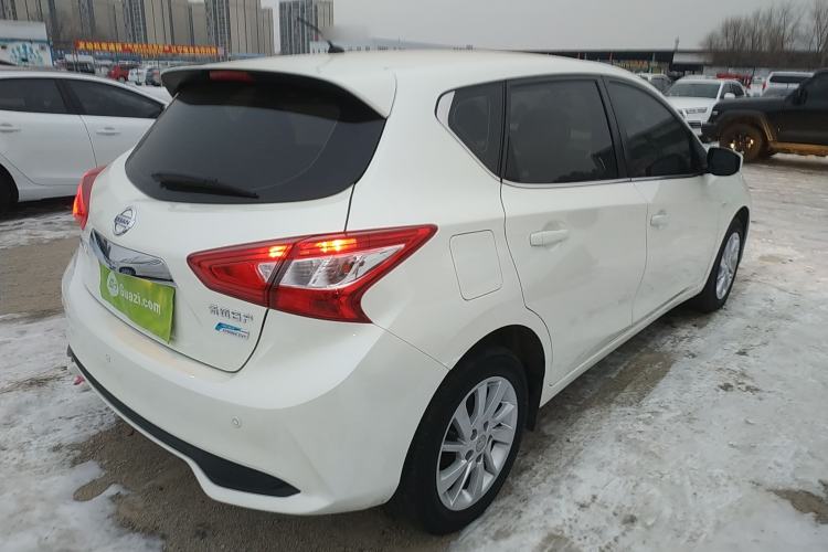 Used Nissan Tiida 2016 1.6L CVT Cool Dynamic Edition
