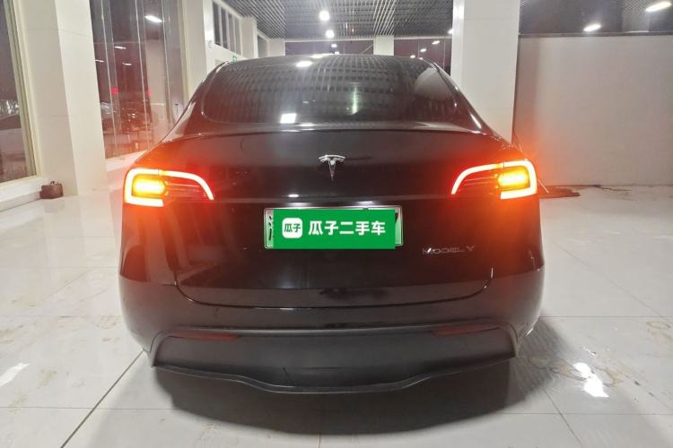 Used Tesla Model Y 2023 Rear-Wheel-Drive Version

