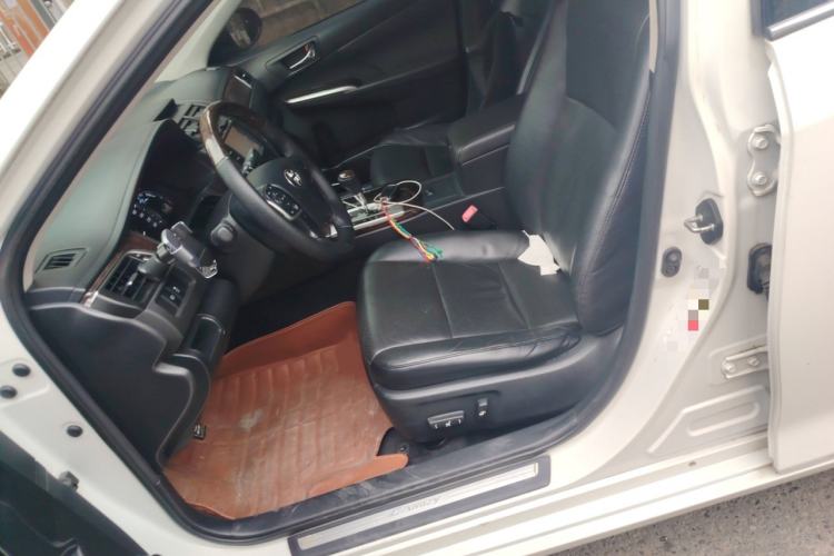 Used Toyota Camry 2015 2.5G Luxury Navigation Edition