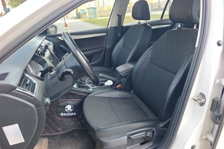 Used Skoda Octavia 2019 TSI230 DSG Luxury Edition
