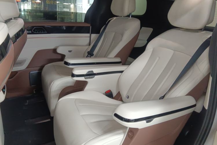 Used BYD Xia 2025 DM-i 1.5T 180km Excellence Model
