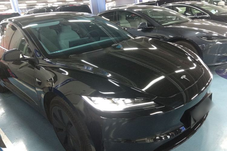 Used Tesla Model 3 2023 Rear-Wheel-Drive Version
