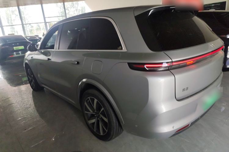 Used Li Auto L8 2023 Pro Model
