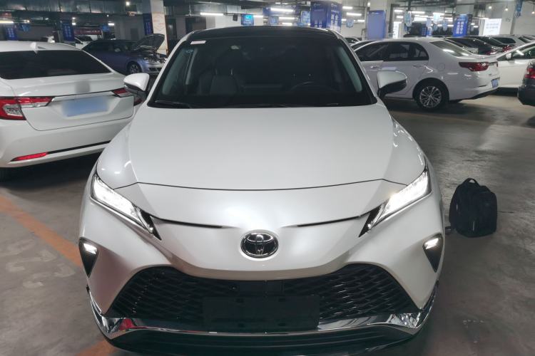 Used Toyota Venza 2023 2.0L CVT Two-Wheel Drive Luxury Edition