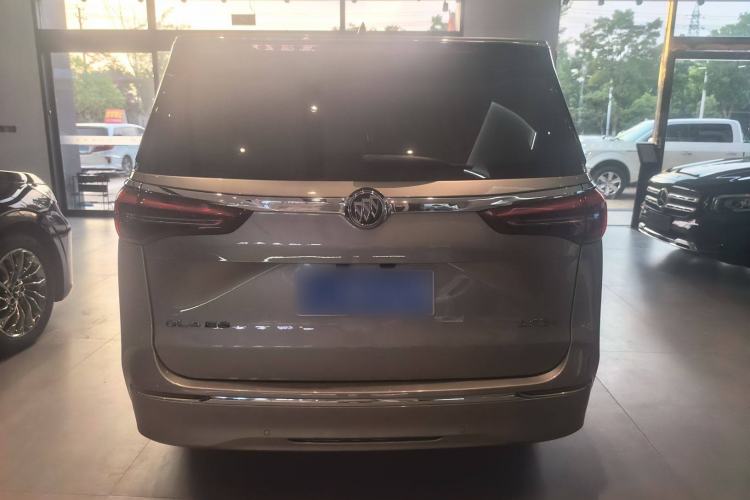 Used Buick GL8 2023 ES Lu Zun Deluxe Model
