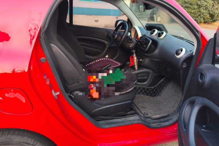 Used  fortwo 2018 1.0L 52kW Hardtop Dynamic Version China V
