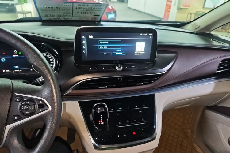 Used Buick GL8 2023 Land Executive Class Smart Enjoyment Model
