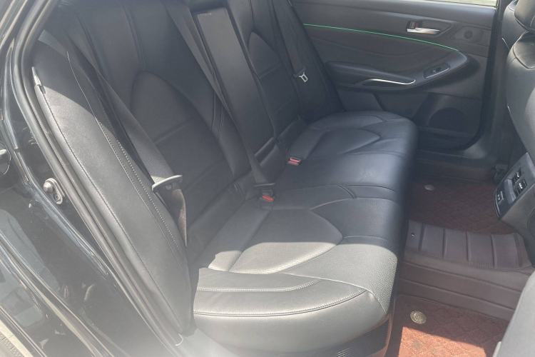 Used Toyota Avalon 2023 Dual-Engine 2.5L Luxury Edition
