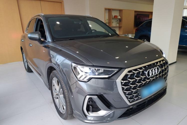Used Audi Q3 2024 40 TFSI Fashion Dynamic Model