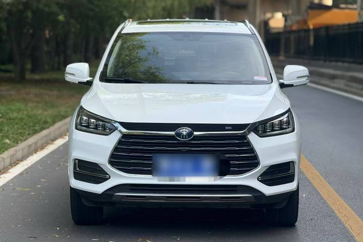 Used BYD Song 2021 Classic Edition 1.5T Automatic Luxury Model
