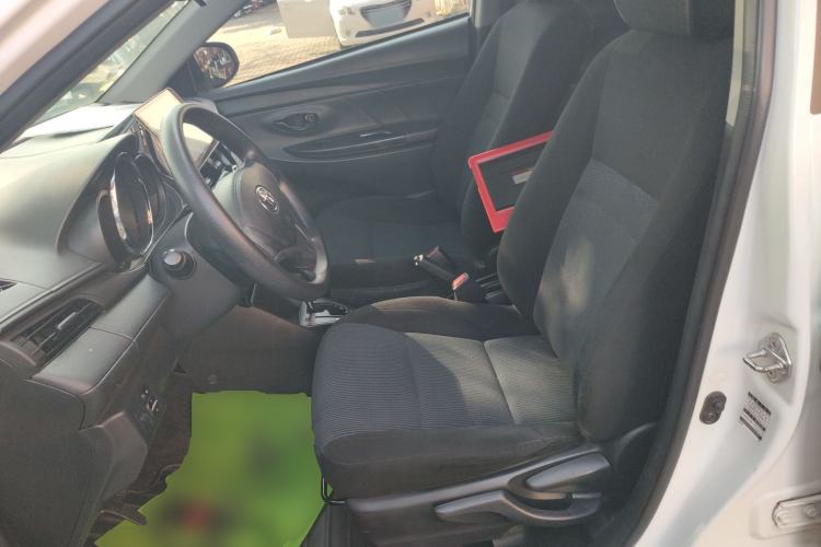 Used Toyota YARiS L 2016 Revised 1.5E CVT Charming Edition
