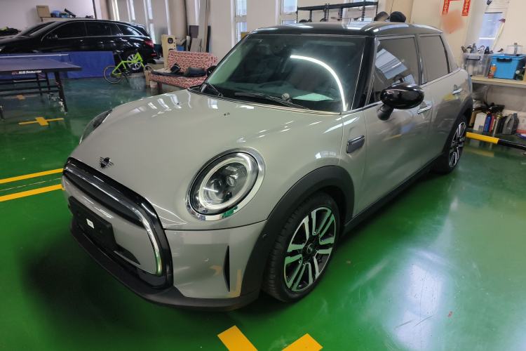Used MINI MINI 2022 Updated 1.5T COOPER Classic Edition Five-Door Version
