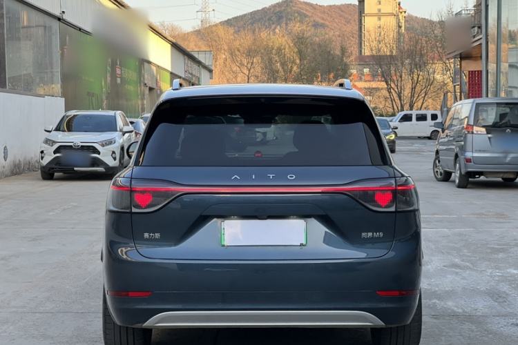 Used Hima AITO M9 2024 Range-Extended Ultra Version 52 kWh 5-Seater Model
