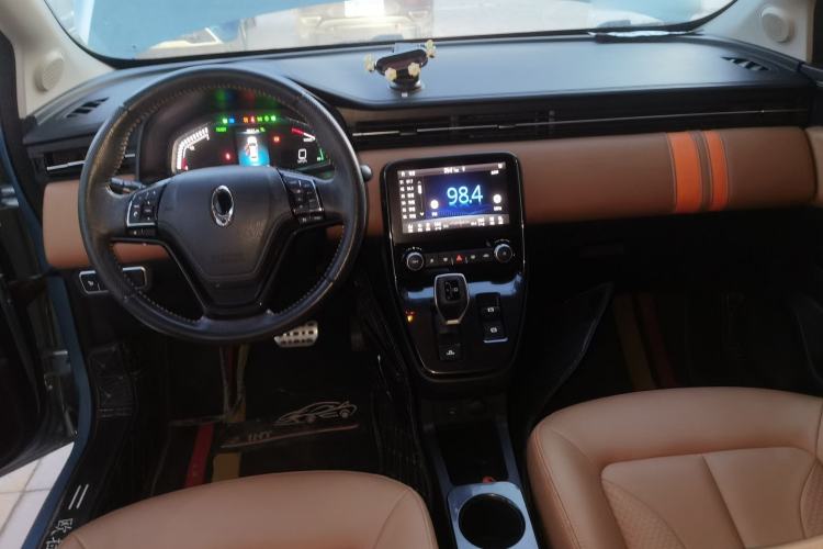 Used ORA iQ 2018 High-Range Version Smart Connectivity Model