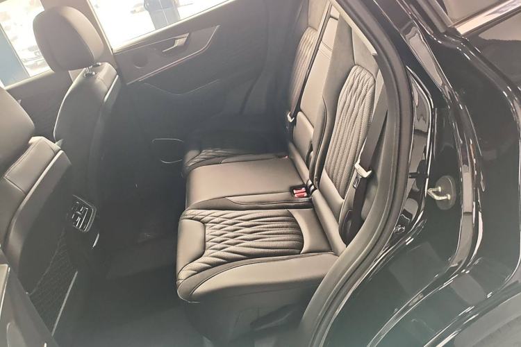 Used Hongqi HS5 2023 2.0T Qixiang Pro Edition
