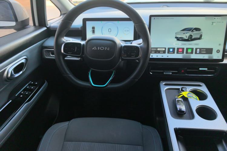 Used AION Y 2023 Younger