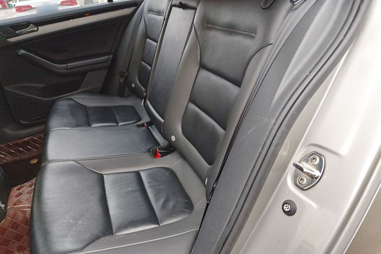 Used Volkswagen Sagitar 2017 230TSI Automatic Comfort Version