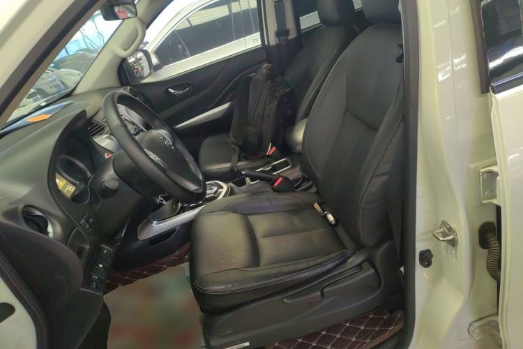 Used Nissan Terra 2018 2.5L Automatic 2WD Luxury Edition
