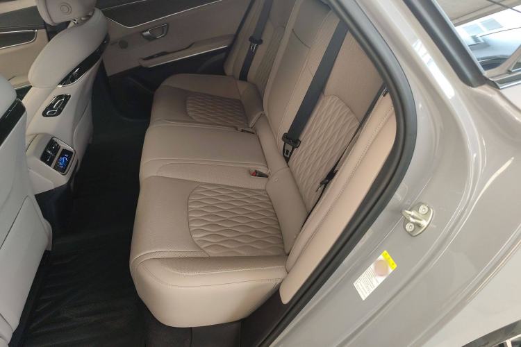 Used BYD Han 2025 DM-i Intelligent Driving Edition 125KM LiDAR Flagship Model
