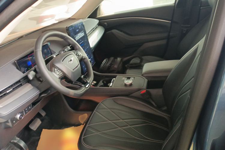 Used Ford Mustang Mach-E 2021 Leap Edition Rear-Drive Version (Standard Range)