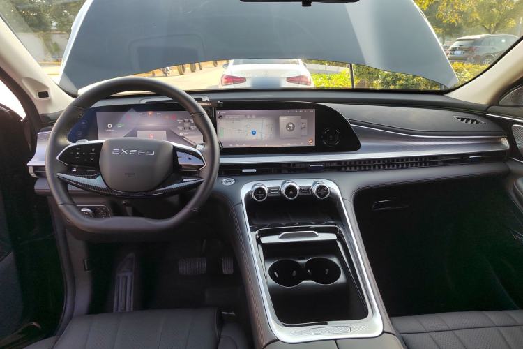 Used  Lingyun 2025 400T Four-Wheel-Drive International Version
