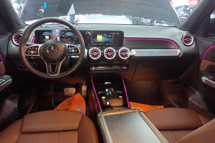 Used Mercedes-Benz GLB 2022 Updated GLB 200 Fashion Edition