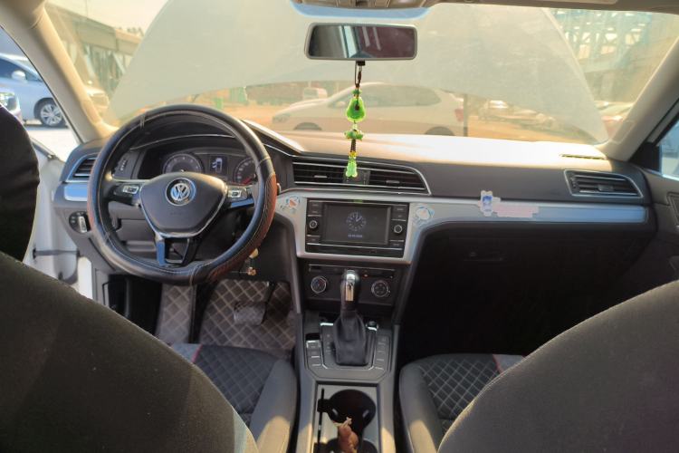 Used Volkswagen Lamando 2021 230TSI DSG Fashion Edition
