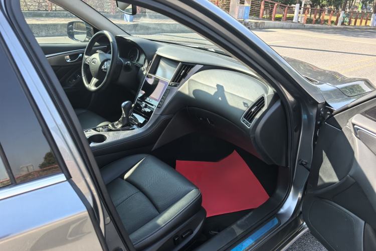 Used Infiniti Q50L 2016 2.0T Enjoyment Edition
