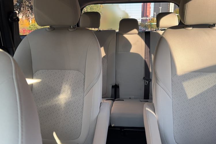 Used SAIC MAXUS Dajia 5 2022 430 km Elite Version 7-Seater
