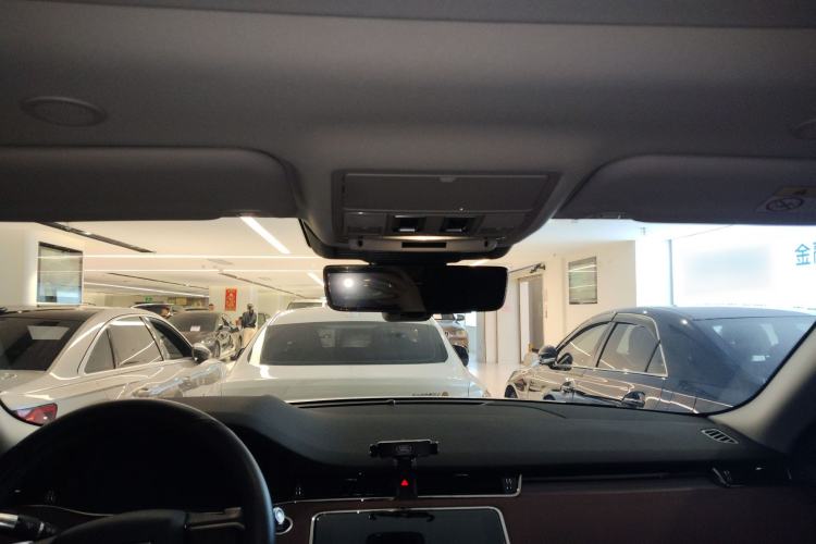 Used Land Rover Range Rover Evoque 2022 Facelifted Aurora L 249 PS R-Dynamic Luxury Edition