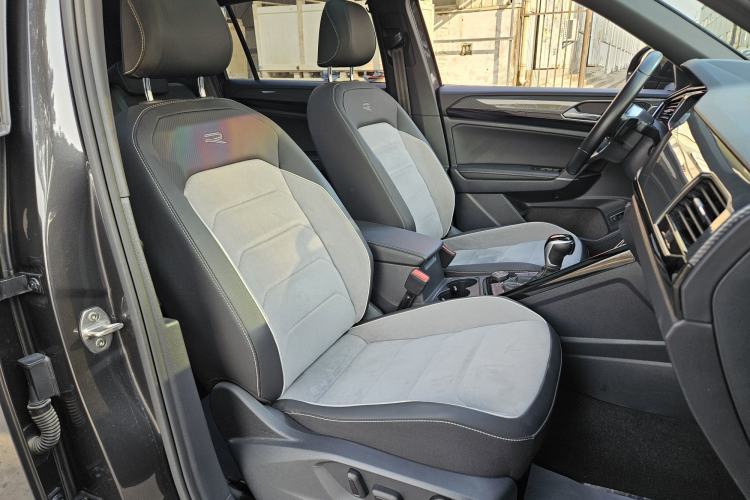 Used Volkswagen Tayron 2021 380TSI All-Wheel Drive R-Line Connected Version
