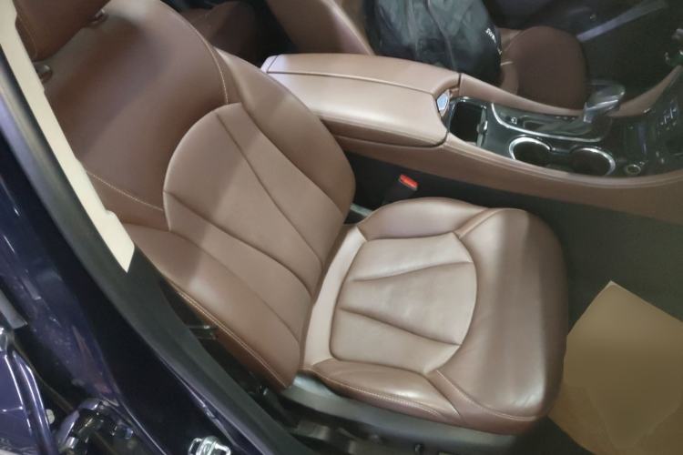 Used Buick Envision 2020 20T Two-Wheel Drive Luxury Model