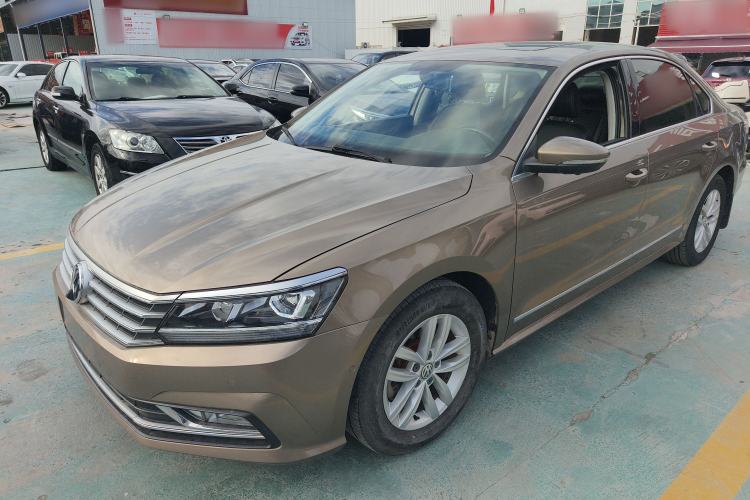 Used Volkswagen Passat 2016 330TSI DSG Luxury Edition
