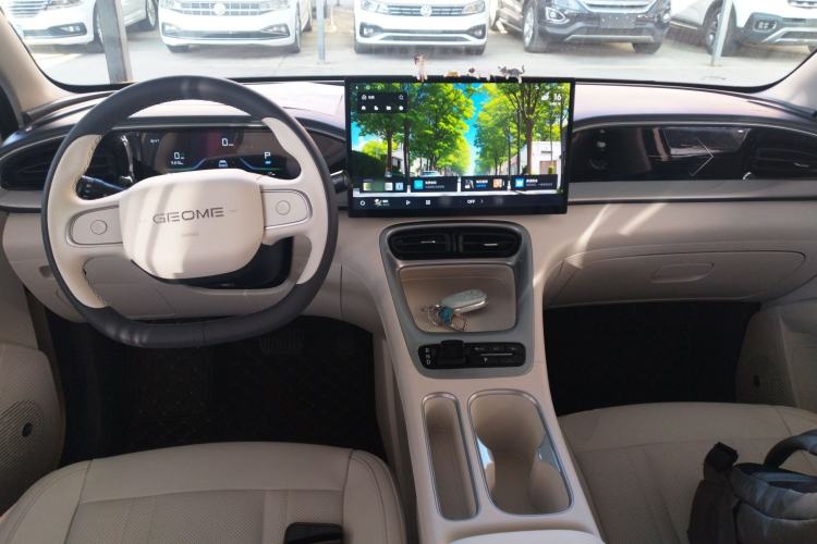 Used  Geome 2025 310km Dream Edition
