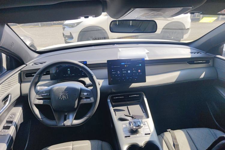 Used BYD Qin PLUS 2025 DM-i Smart Drive 55KM Leading Model
