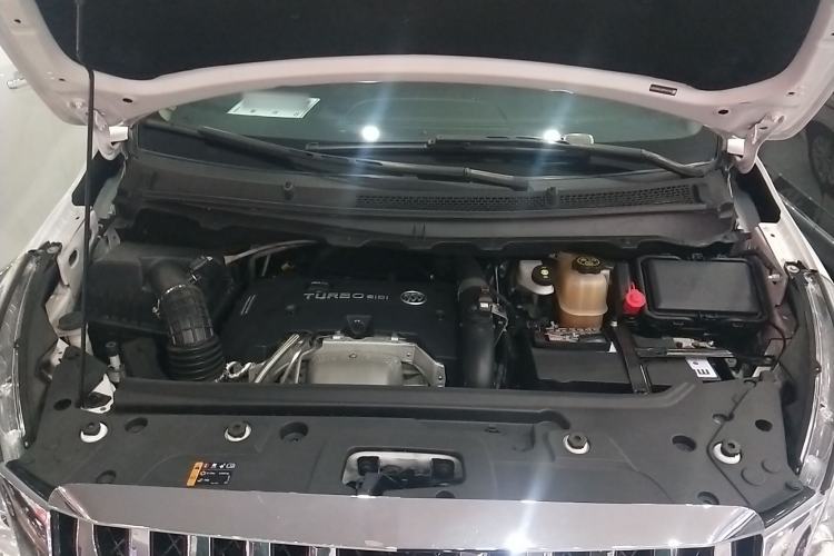 Used Buick GL8 2018 28T Luxury Model China VI Standard
