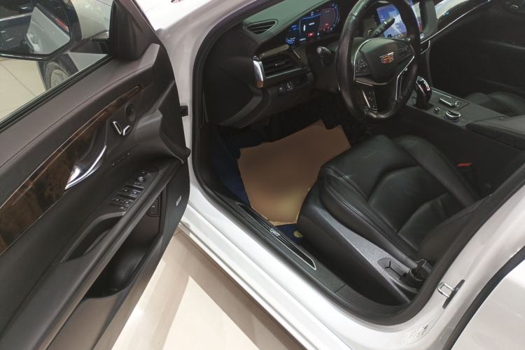 Used Cadillac CT6 2021 28T Leading Super Cruise Version
