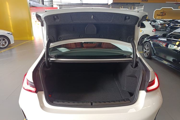 Used BMW 3 Series 2024 320Li M Sport Package
