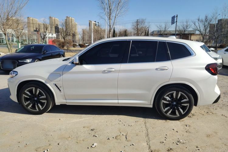 Used BMW iX3 2024 Leading Model